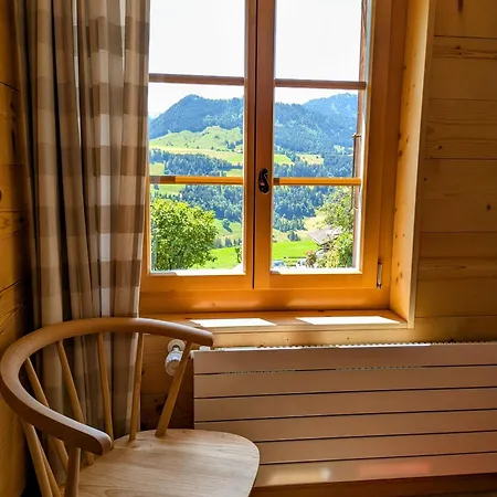 Swiss Mountain-valley View * Erlenbach im Simmental