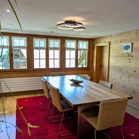 Swiss Mountain-valley View Vakantiehuis Erlenbach im Simmental