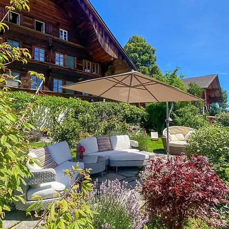 Swiss Mountain-valley View Дом отдыха