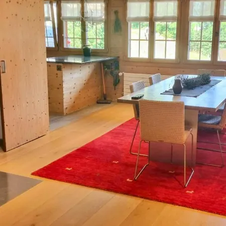 Дом отдыха Swiss Mountain-valley View