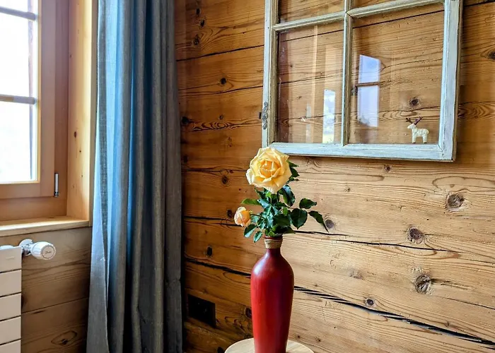 Swiss Mountain-valley View Vakantiehuis *