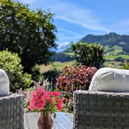 بيت للعطل Swiss Mountain-valley View Erlenbach im Simmental